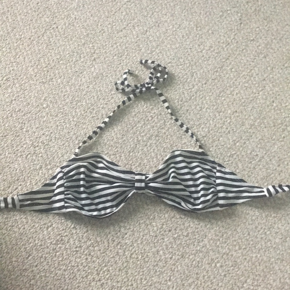 Bikini Top - Picture 2 of 3